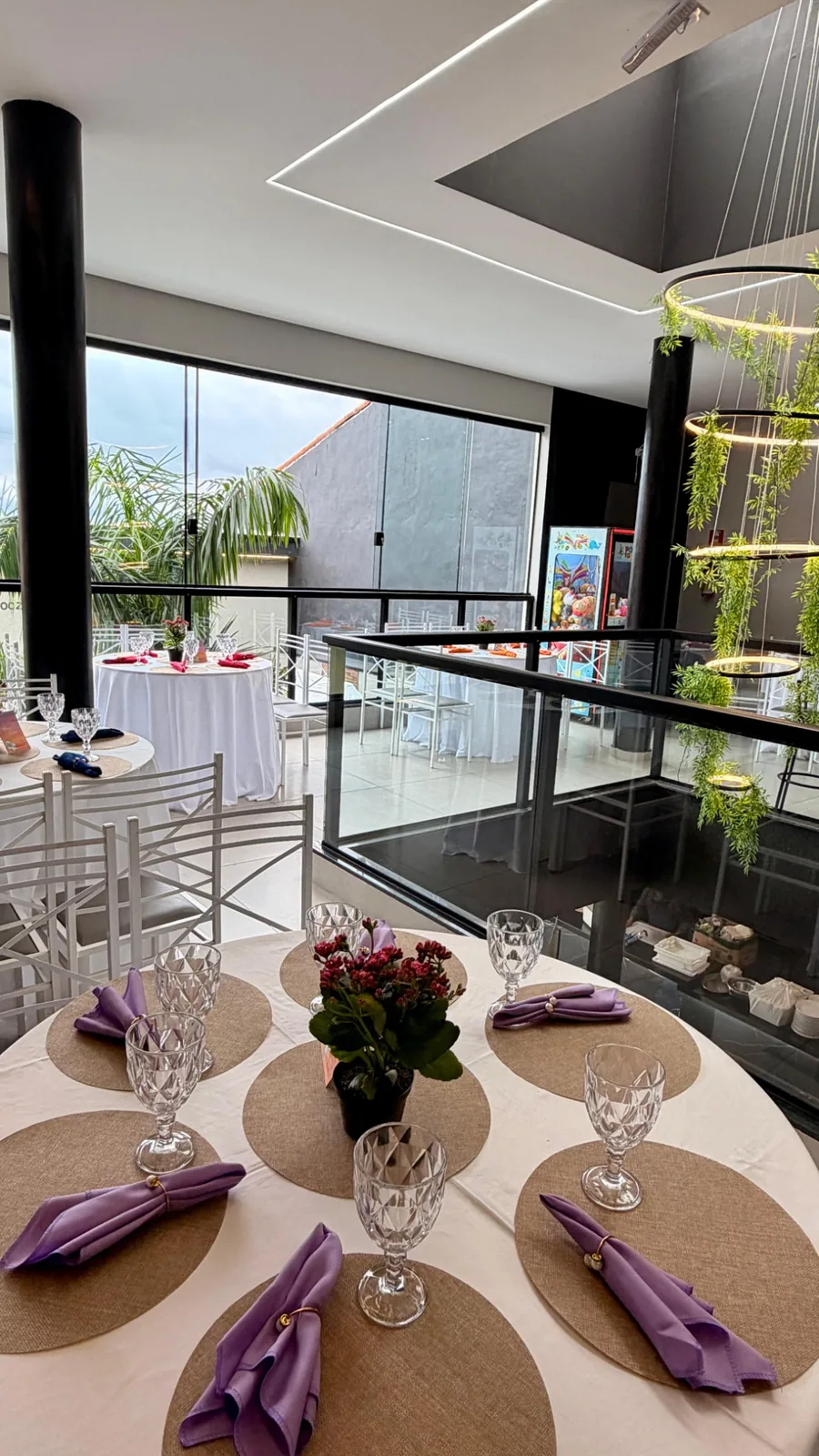 Ambiente interno e mezanino da Palooza Eventos